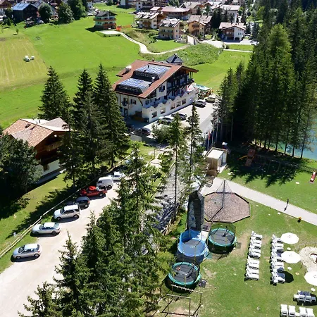 Pineta 3* Canazei